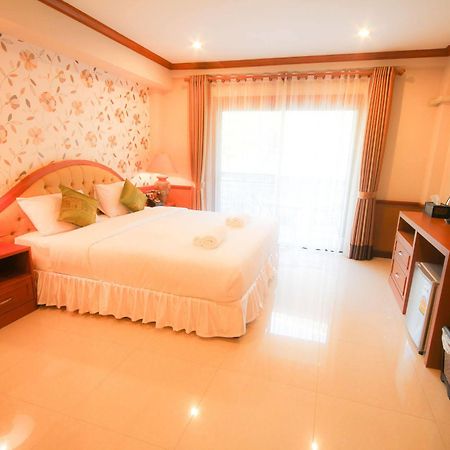 Hotel Phoothawee House à Chiang Mai Extérieur photo