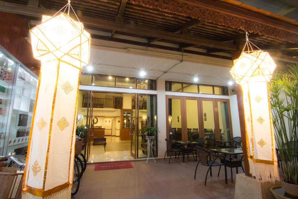 Hotel Phoothawee House à Chiang Mai Extérieur photo