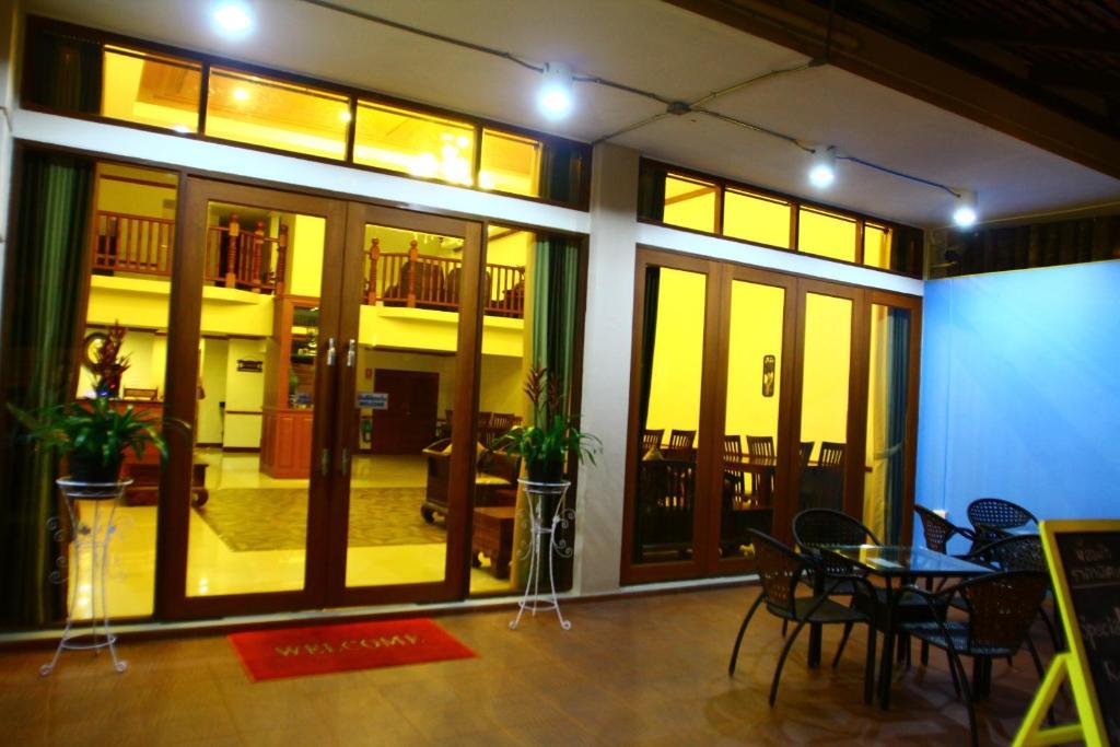 Hotel Phoothawee House à Chiang Mai Extérieur photo